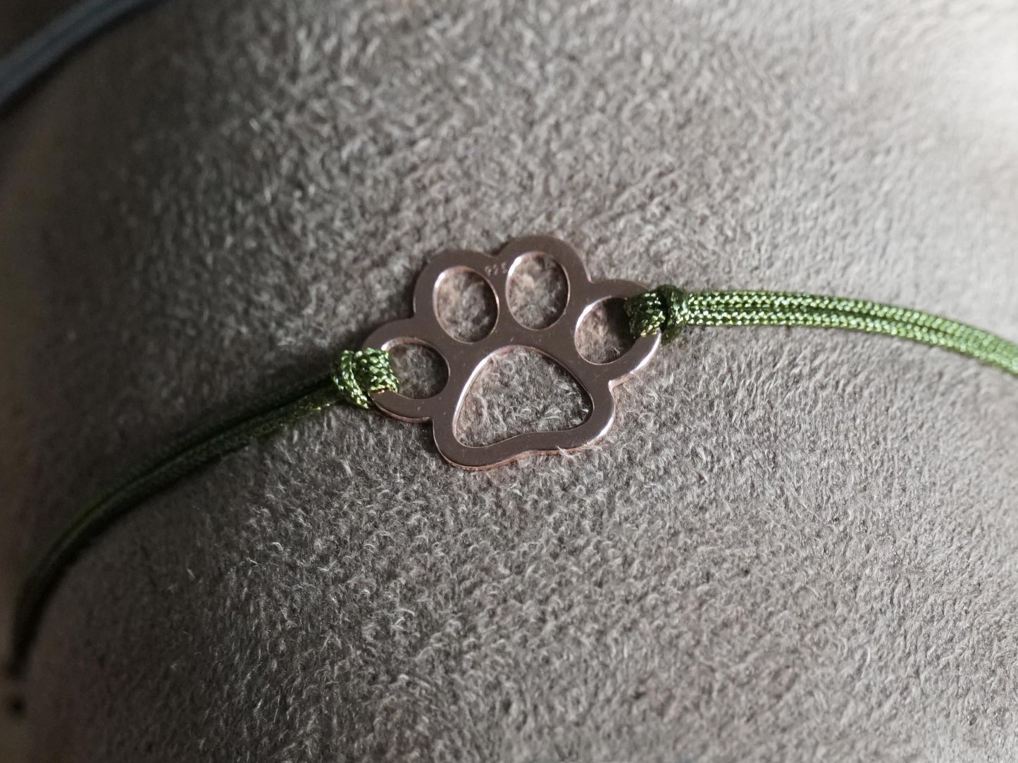 Trost-Tiger Armband mit Echtschmuck Anhänger "Tatze"